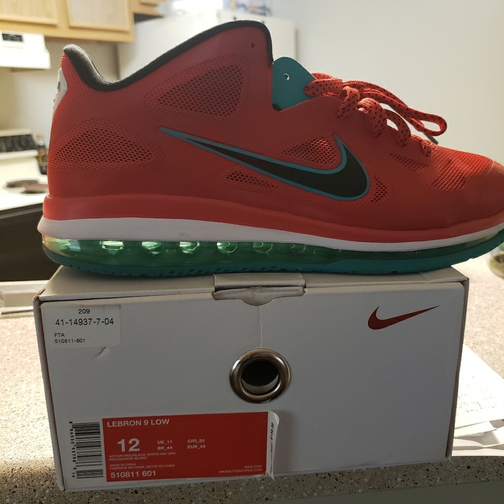 Lebron 9 Low Liverpool